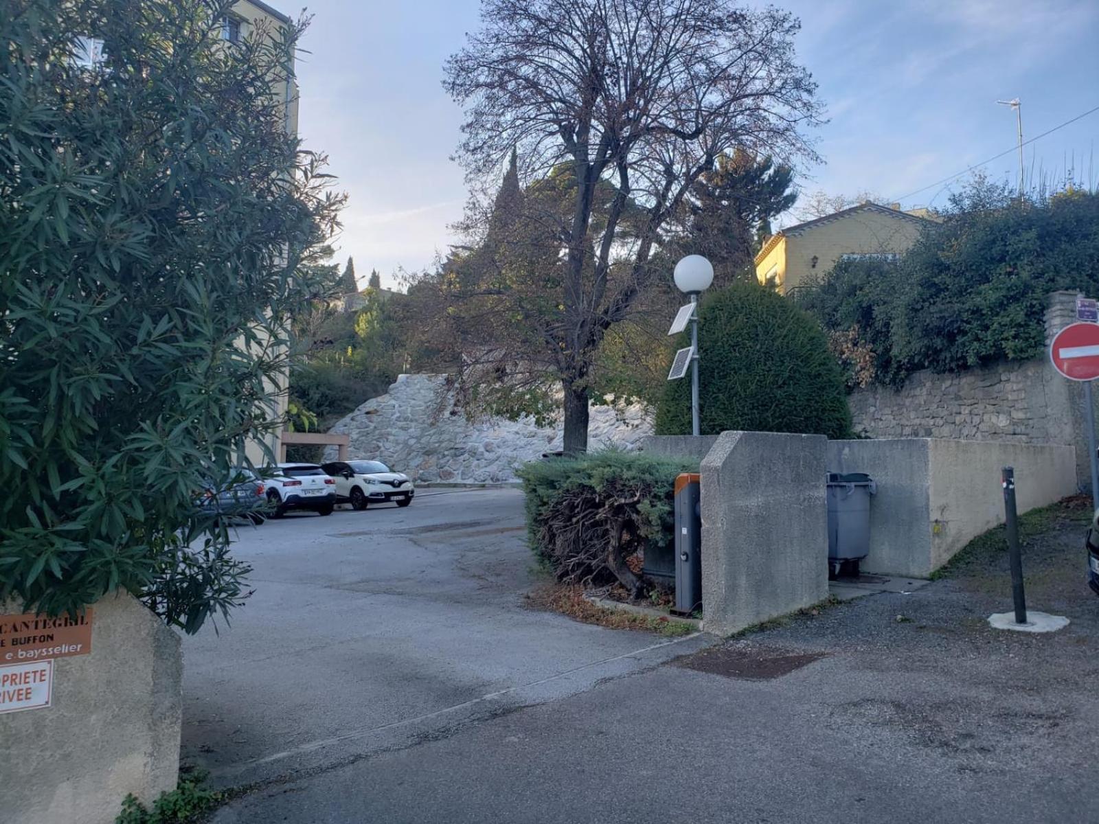 Avec Parking Vue Sur La Cité De * Carcasona